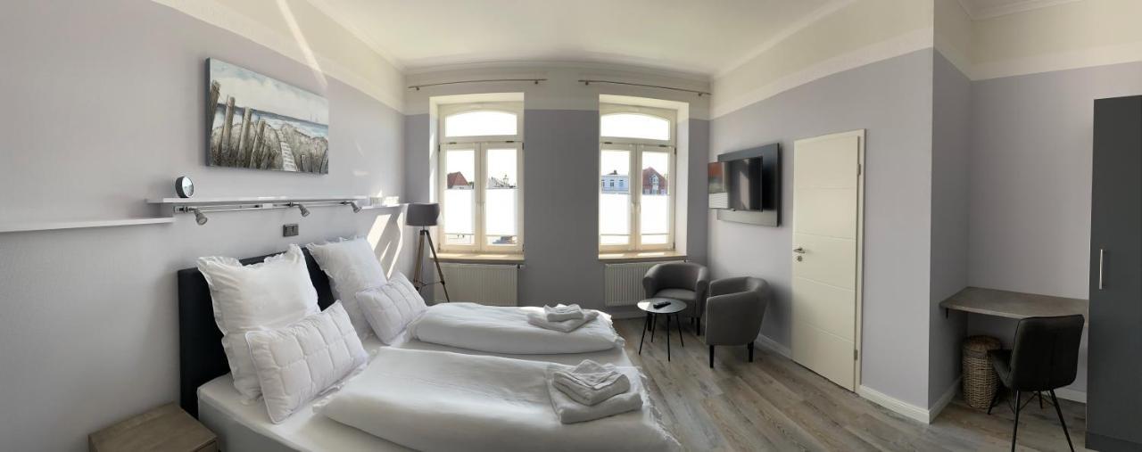 Hotel & Restaurant Christian IV Glückstadt Bagian luar foto